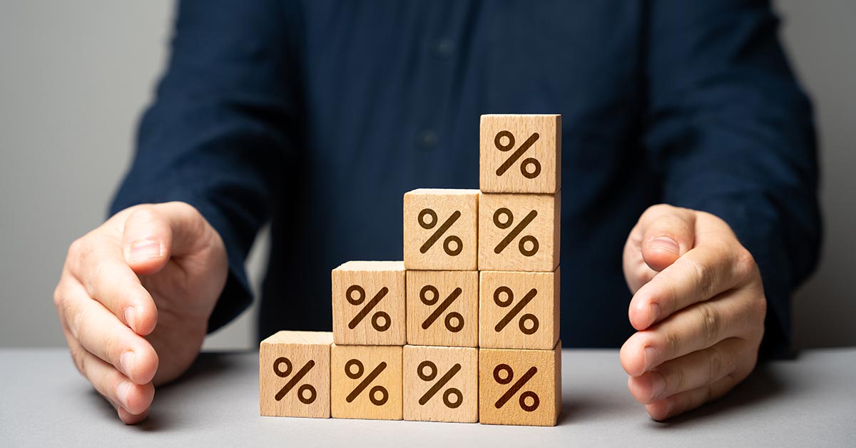 Fester oder variabler Kreditzins im Vergleich